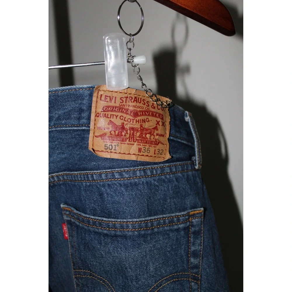 VTG Levi's 501 Mens Straight Leg Button Fly Dark Wash Blue Denim Jeans W36 L32